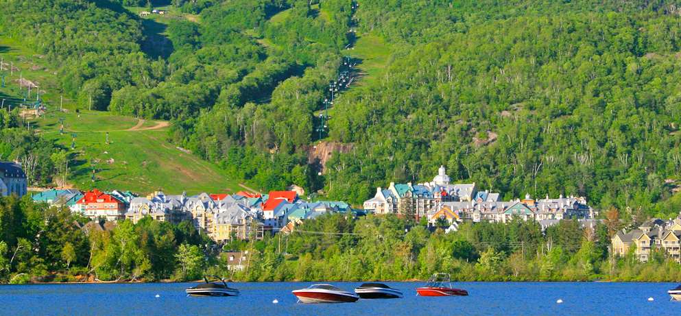 Mont Tremblant and lake with boats
